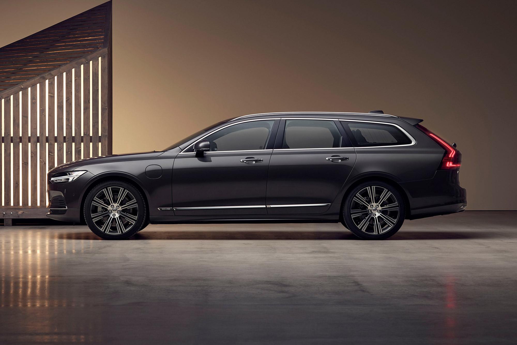 volvo v90 facelift 2021  autonytt