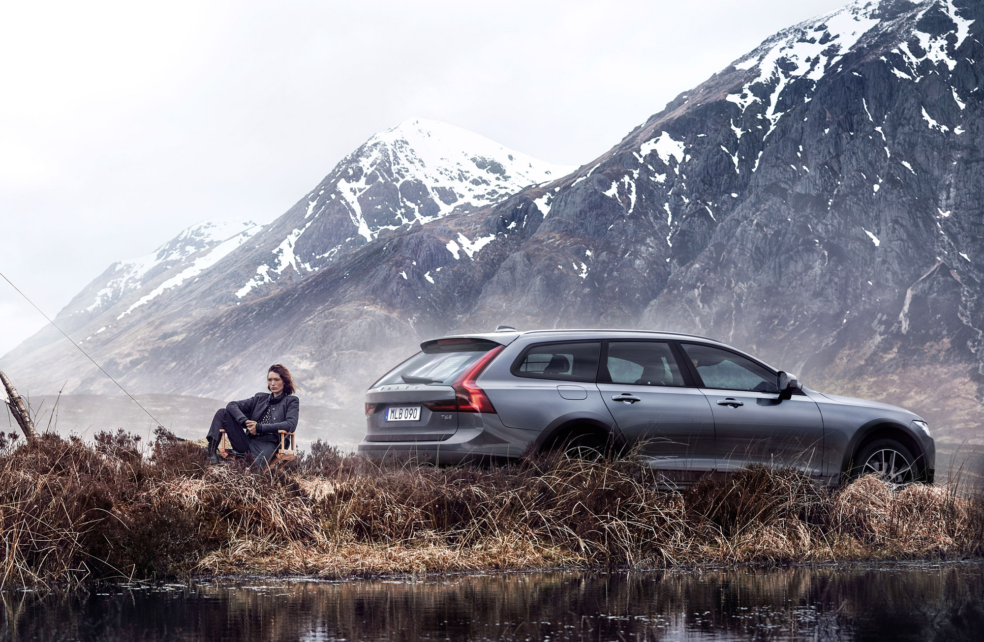 V90 vulture. Volvo v90. Вольво в90 кросс Кантри. Volvo кросс Кантри v90. Volvo v90 Cross Country черный.